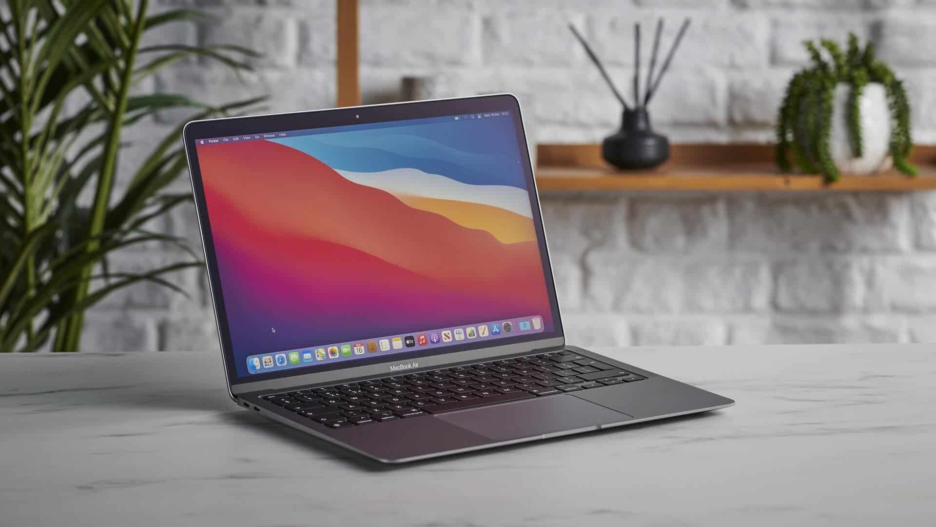 best macbooks - the apple macbook air m1 from 2020