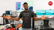What vlogging camera does MKBHD use?